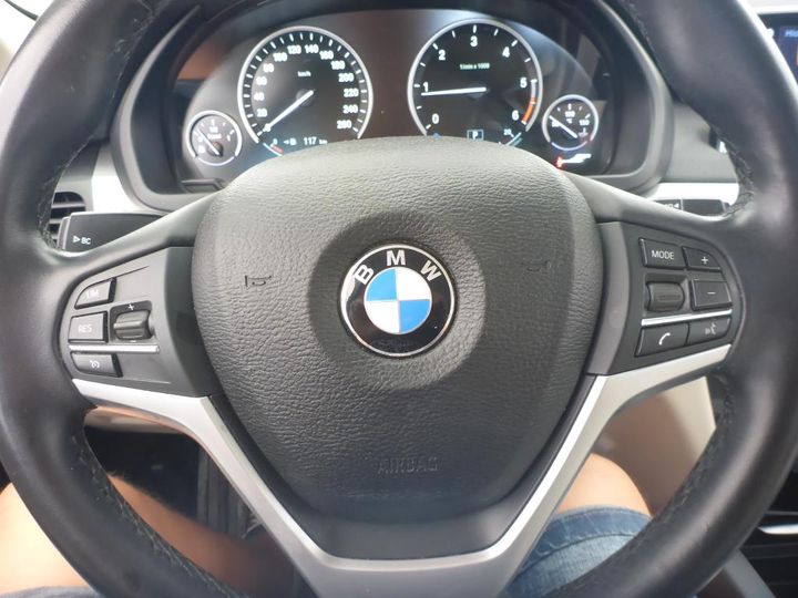 Photo 31 VIN: WBALS010800Z87319 - BMW X5 