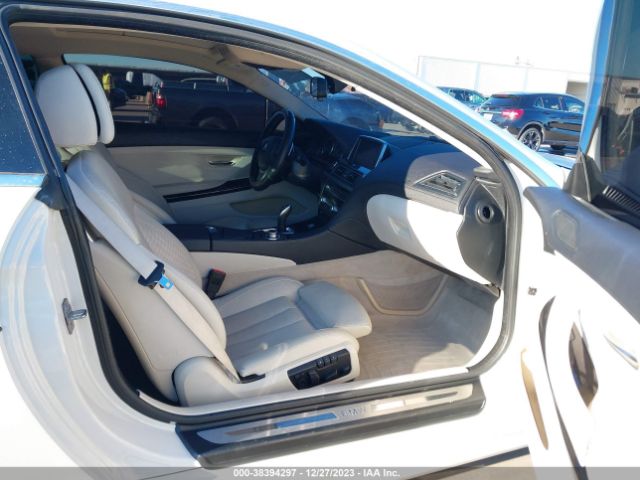 Photo 4 VIN: WBALW3C51EC892668 - BMW 640I 