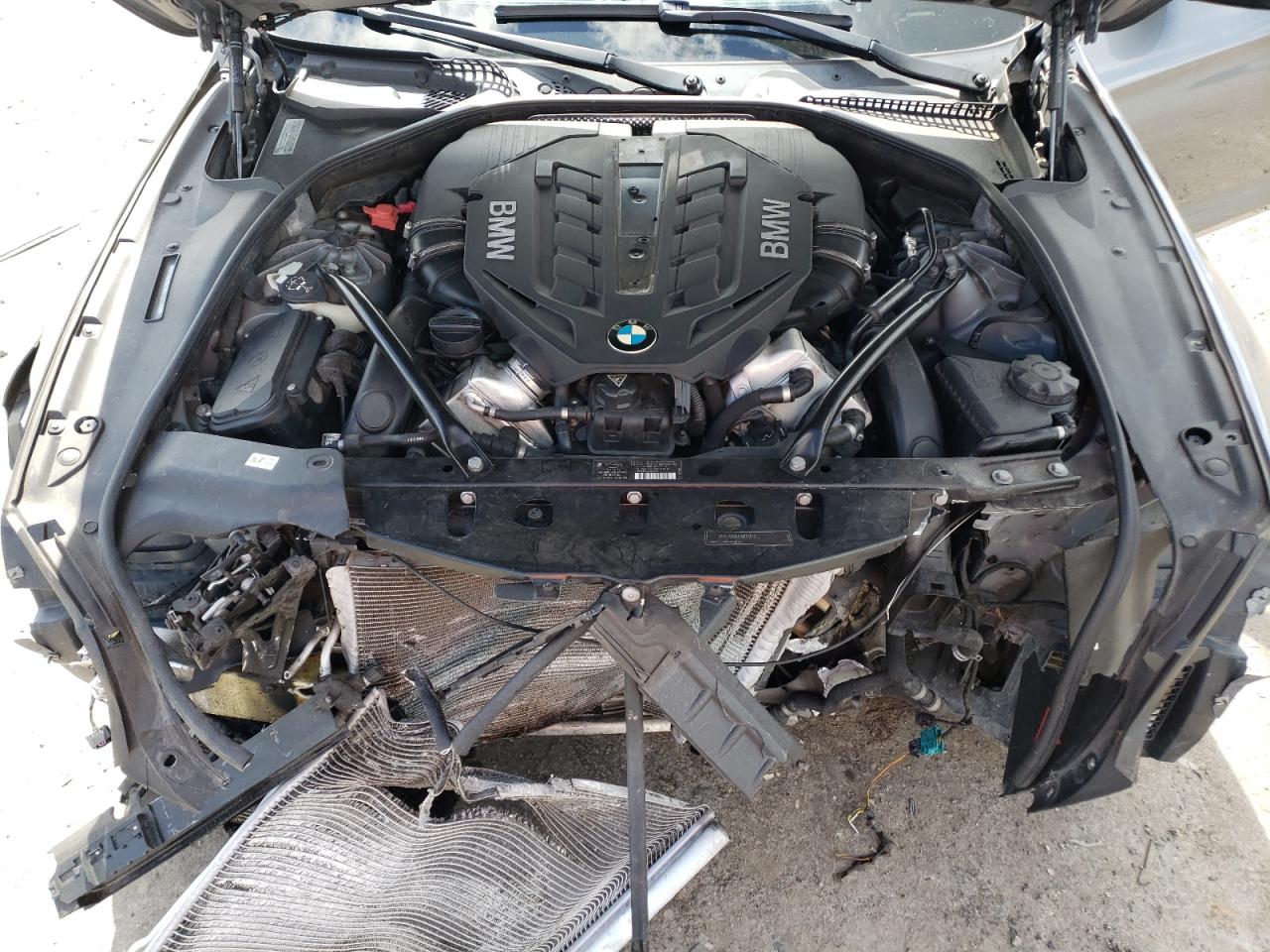 Photo 10 VIN: WBALZ3C58CDL71798 - BMW 6ER 