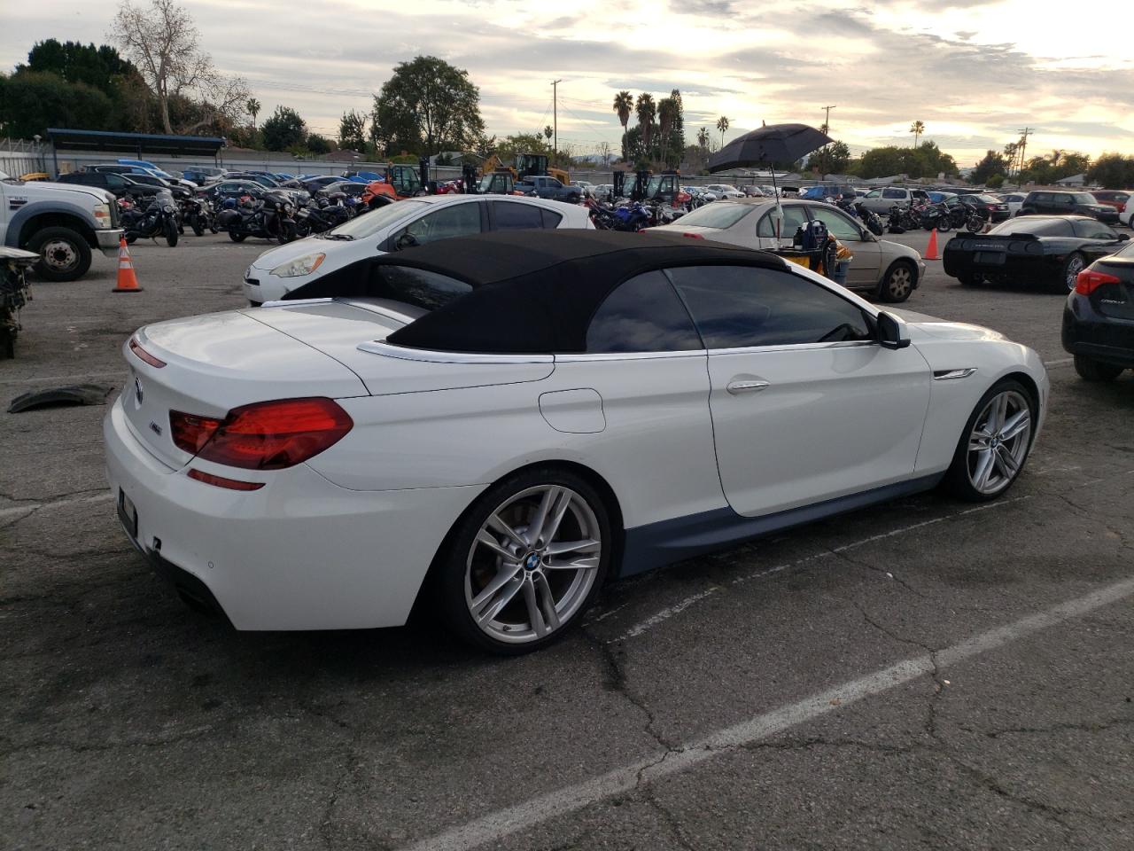 Photo 2 VIN: WBALZ3C59CDL73026 - BMW 6ER 