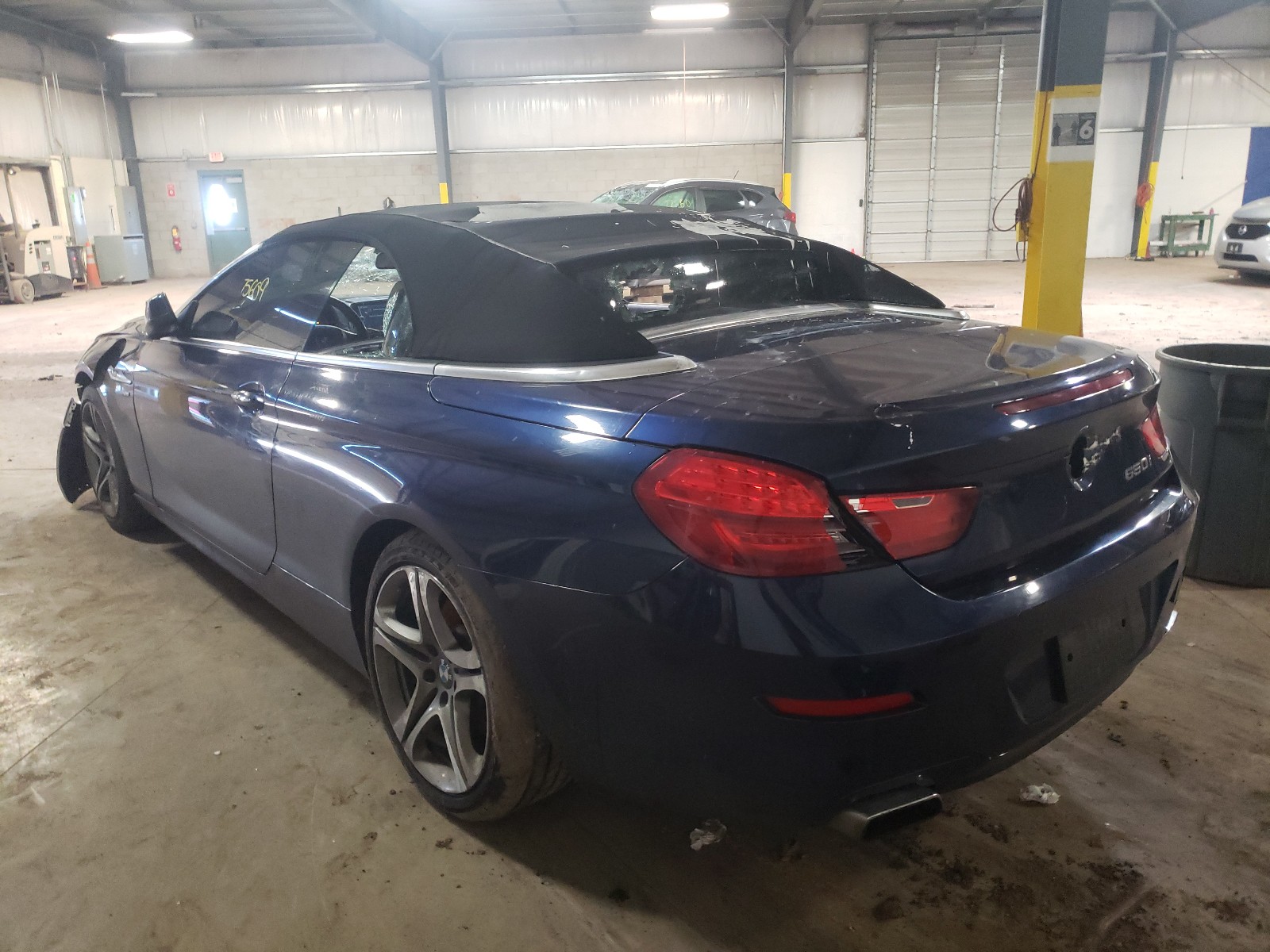 Photo 2 VIN: WBALZ5C51CDW99785 - BMW 650 XI 