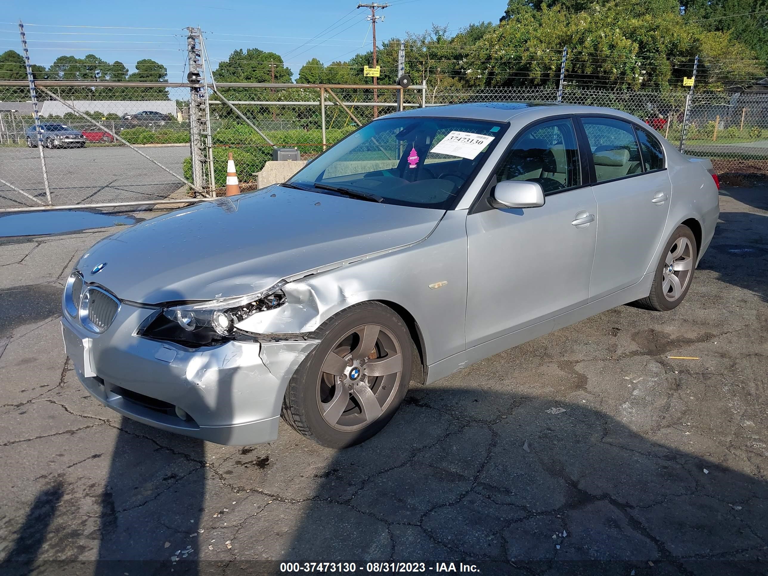 Photo 1 VIN: WBANA53575B857626 - BMW 5ER 