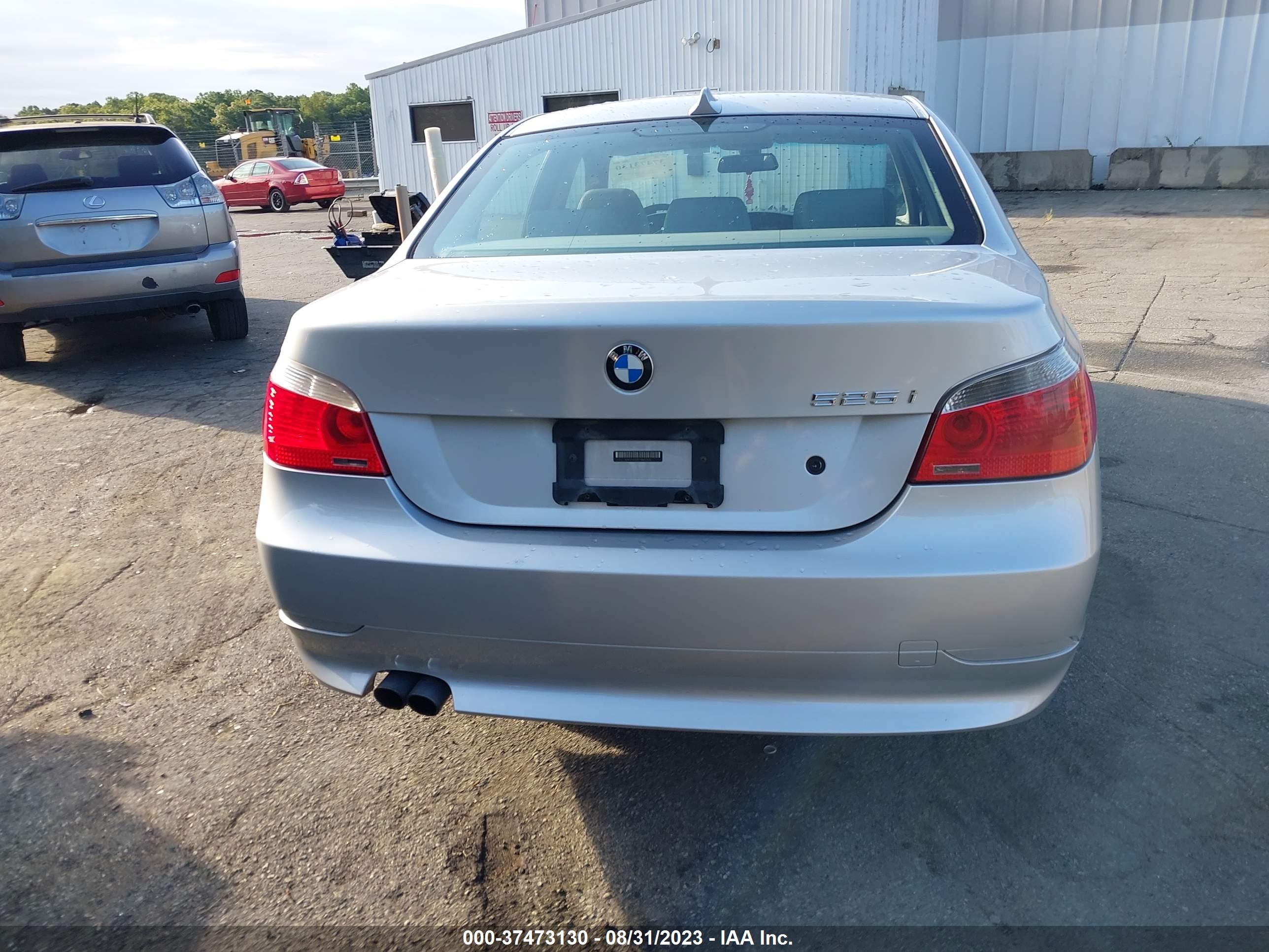 Photo 15 VIN: WBANA53575B857626 - BMW 5ER 