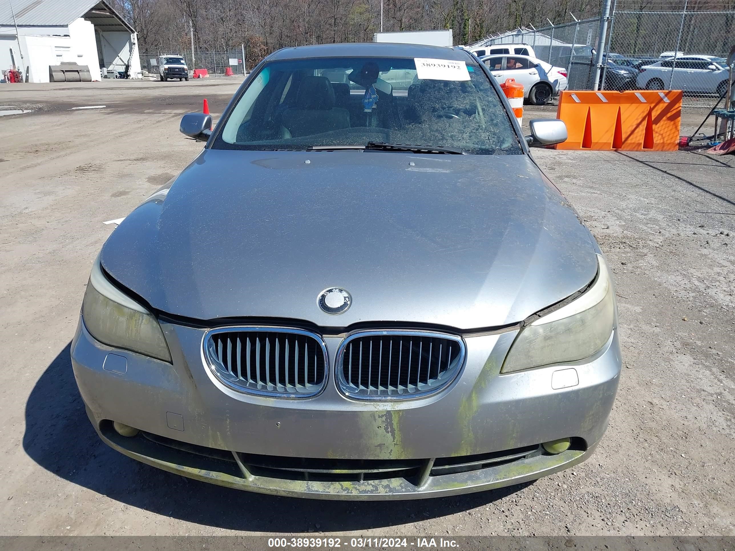 Photo 5 VIN: WBANA53595B857983 - BMW 5ER 