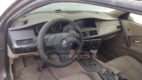 Photo 9 VIN: WBANA71004B105249 - BMW 530 