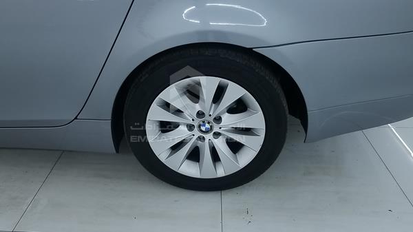 Photo 38 VIN: WBANA71040B601634 - BMW 530 