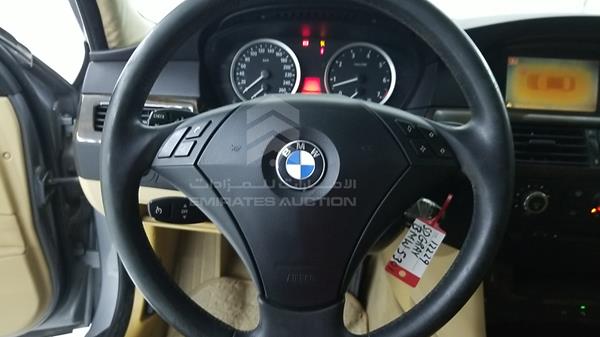 Photo 14 VIN: WBANA71075B612229 - BMW 530 