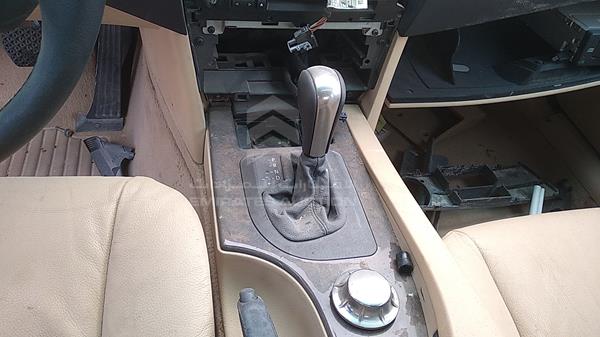 Photo 13 VIN: WBANA710X4B105954 - BMW 530I 