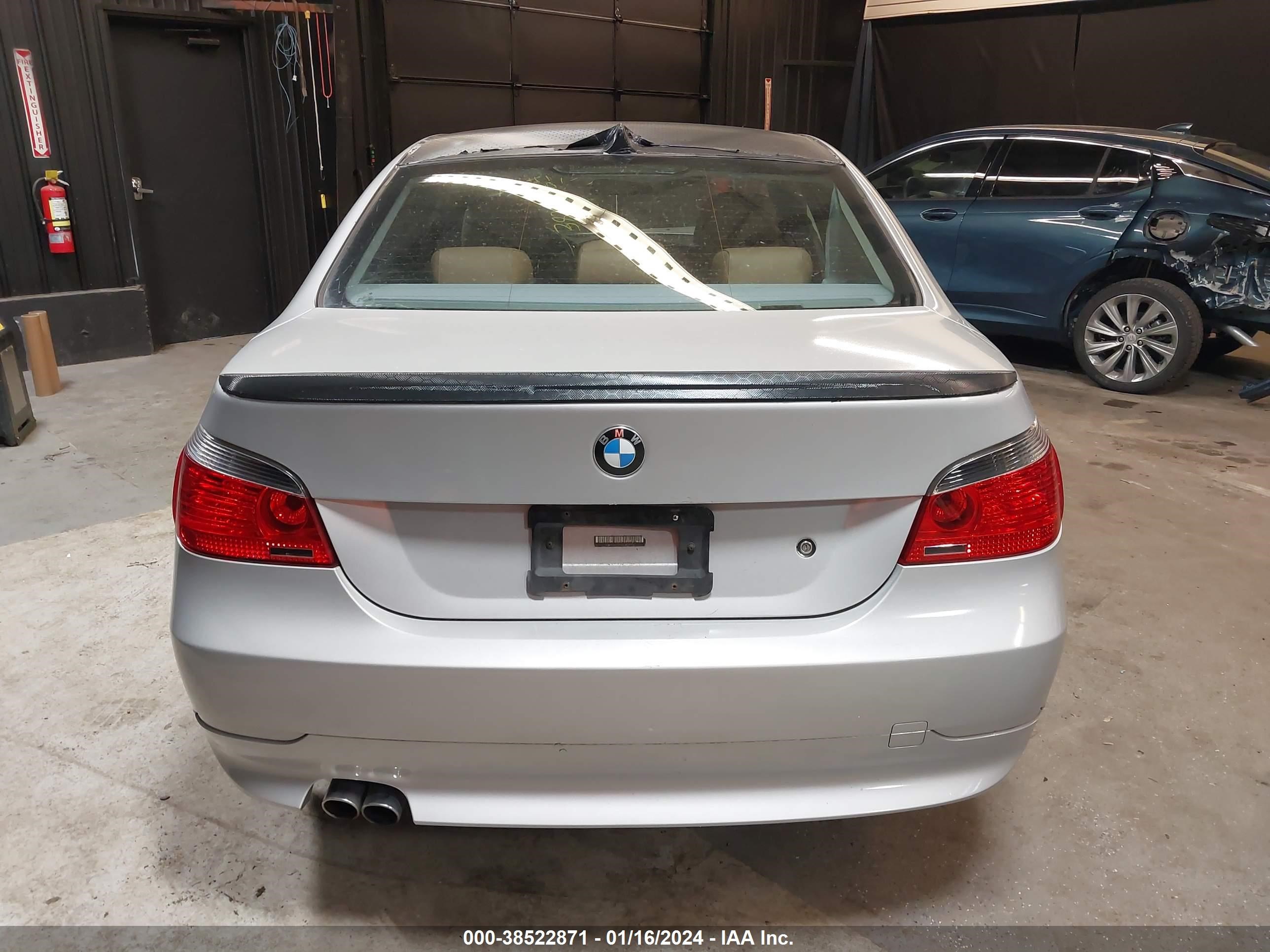 Photo 15 VIN: WBANA73555CR59254 - BMW 5ER 