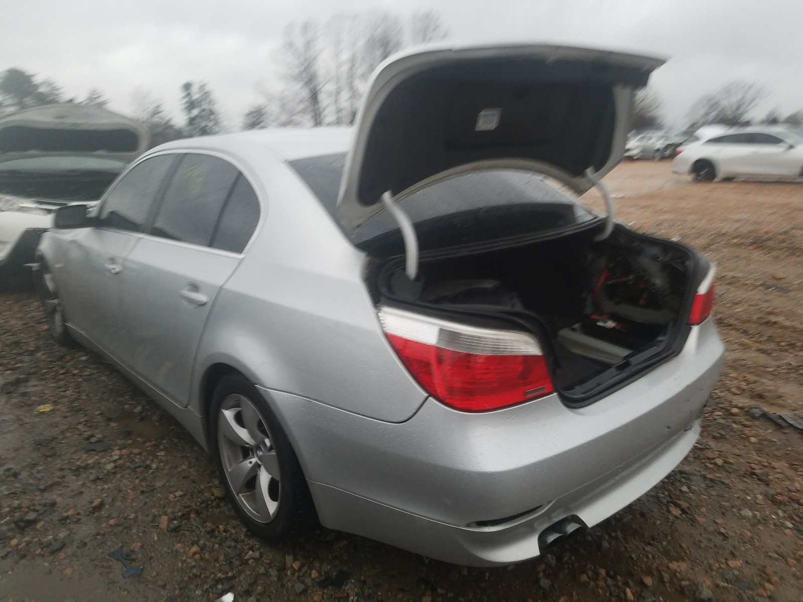 Photo 2 VIN: WBANA73564B060178 - BMW 530 I 