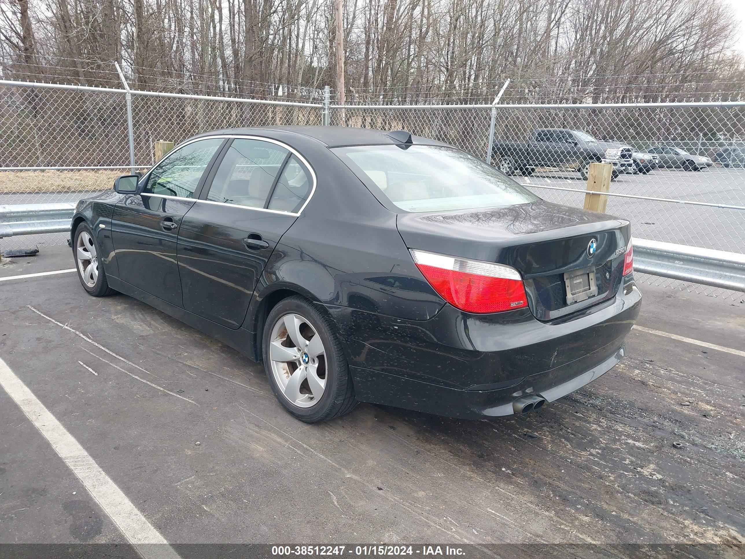 Photo 2 VIN: WBANA73574B047813 - BMW 5ER 