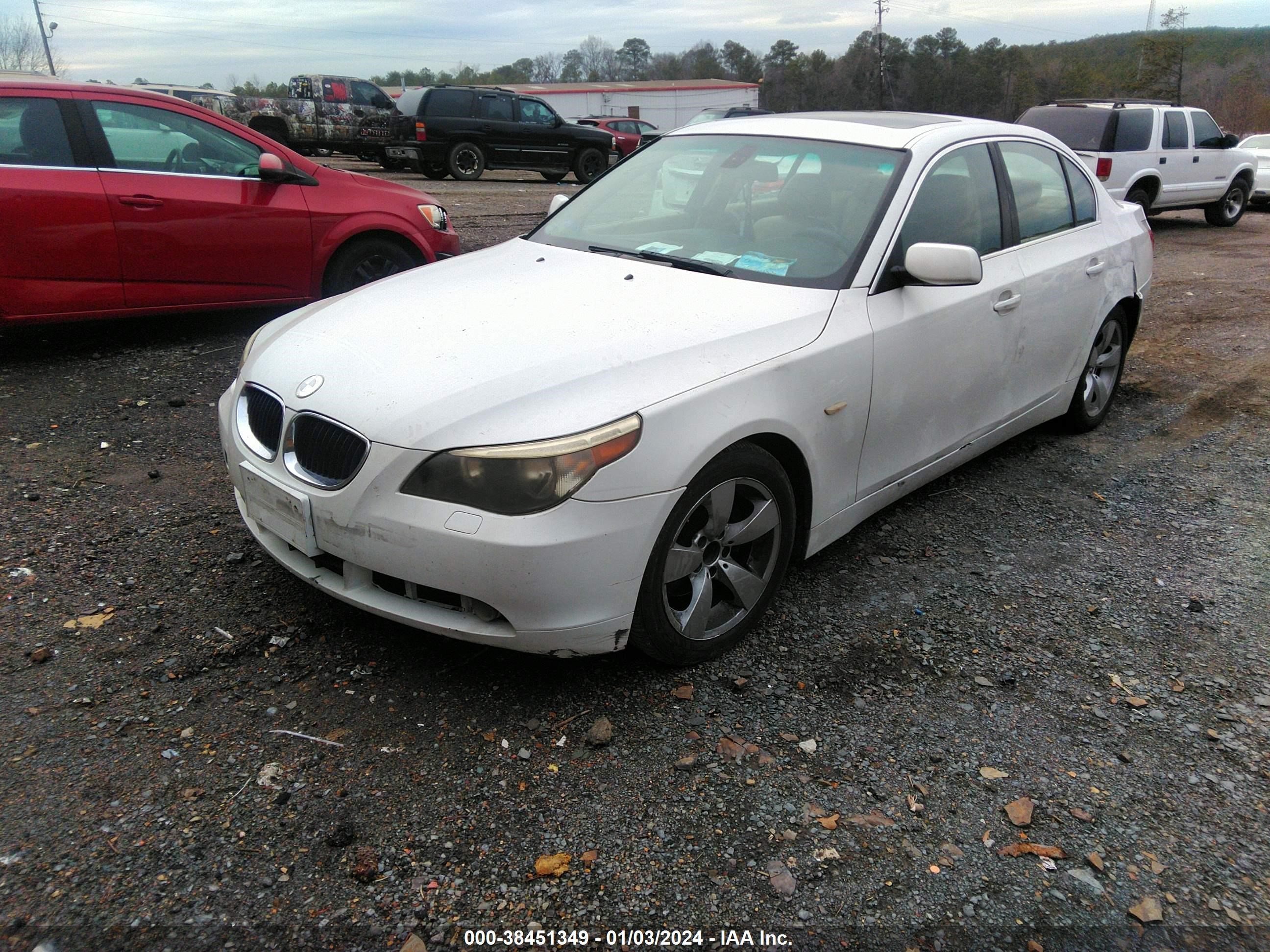 Photo 1 VIN: WBANA73574B060903 - BMW 5ER 