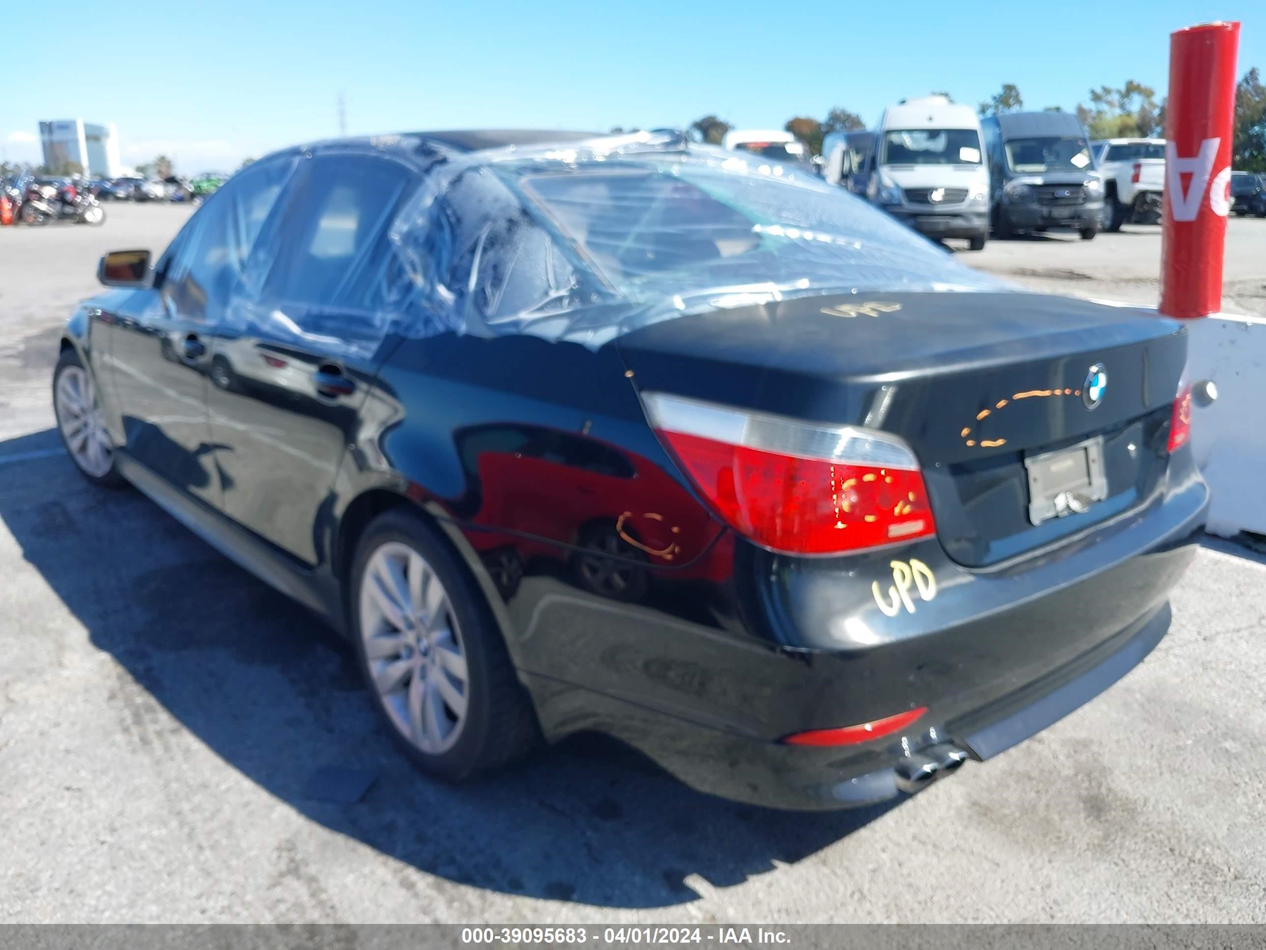 Photo 2 VIN: WBANA73584B813113 - BMW 5ER 