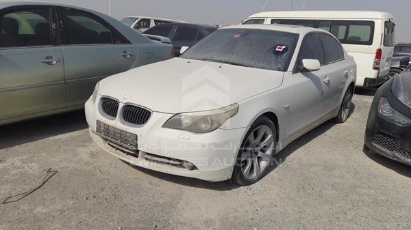 Photo 3 VIN: WBANB11046CL39241 - BMW 540I 