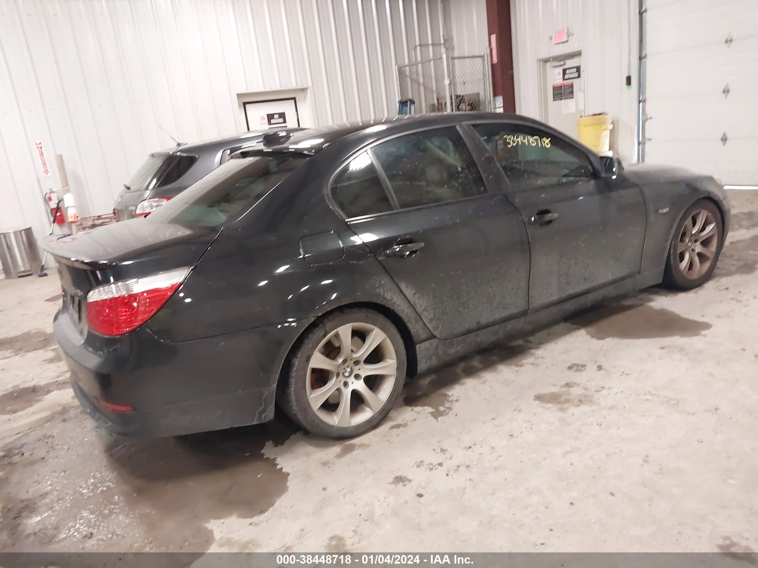 Photo 3 VIN: WBANB33515CN65224 - BMW 5ER 