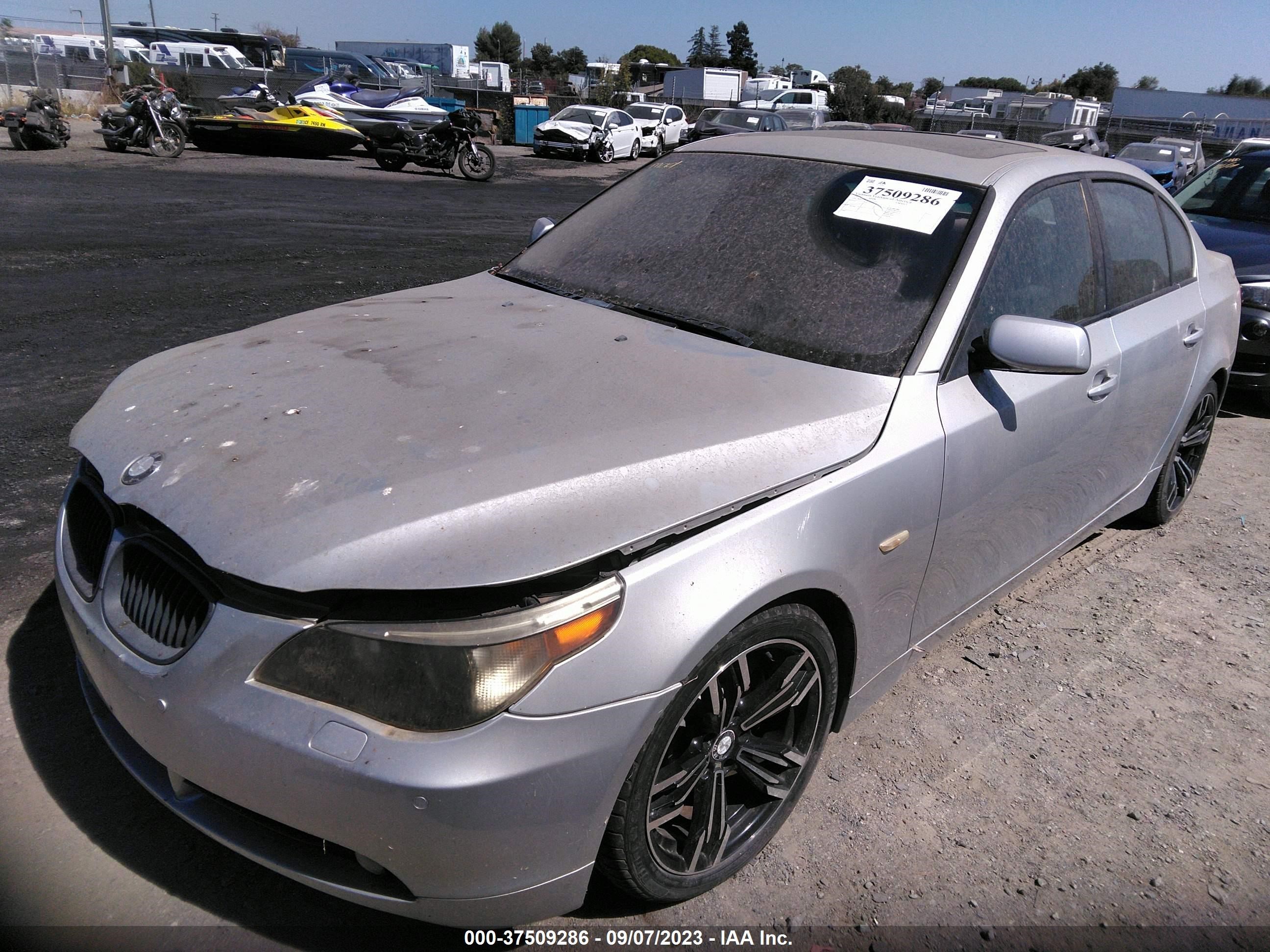 Photo 1 VIN: WBANB33555B115551 - BMW 5ER 