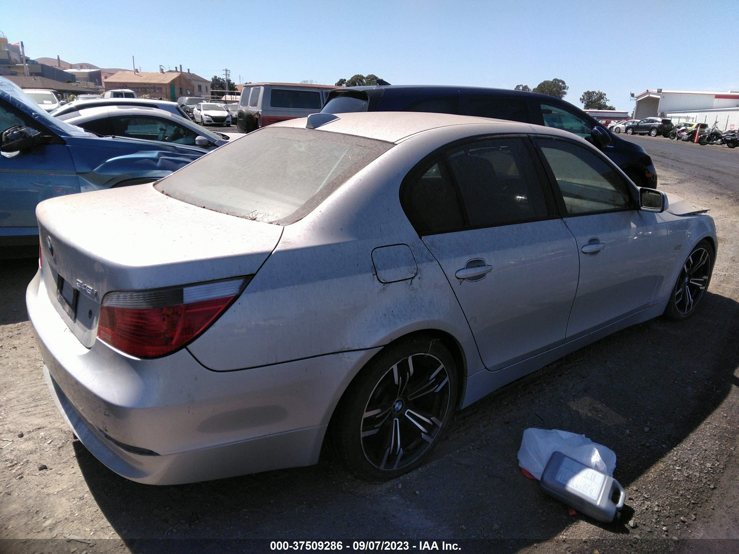 Photo 3 VIN: WBANB33555B115551 - BMW 5ER 