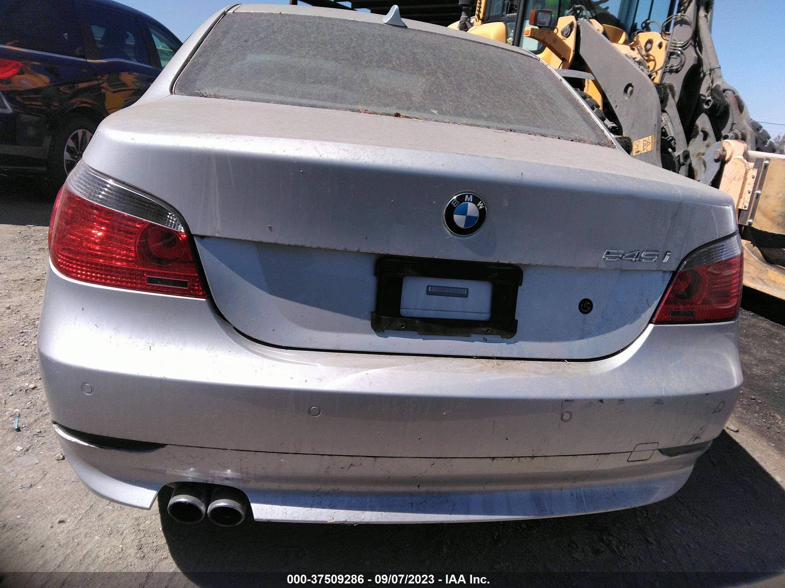 Photo 5 VIN: WBANB33555B115551 - BMW 5ER 