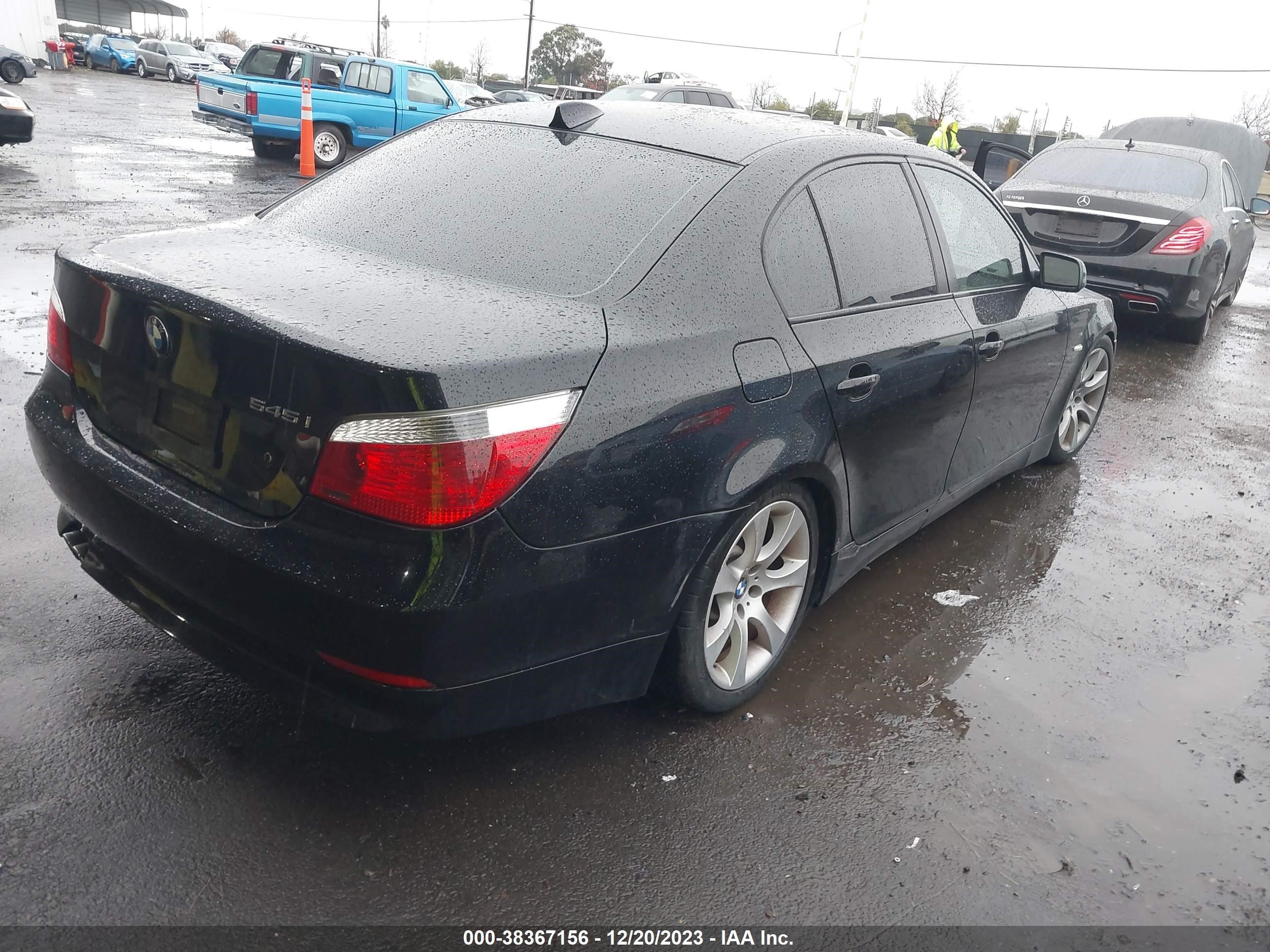 Photo 3 VIN: WBANB33555B116652 - BMW 5ER 