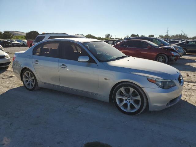 Photo 3 VIN: WBANB33575CN67480 - BMW 5 SERIES 