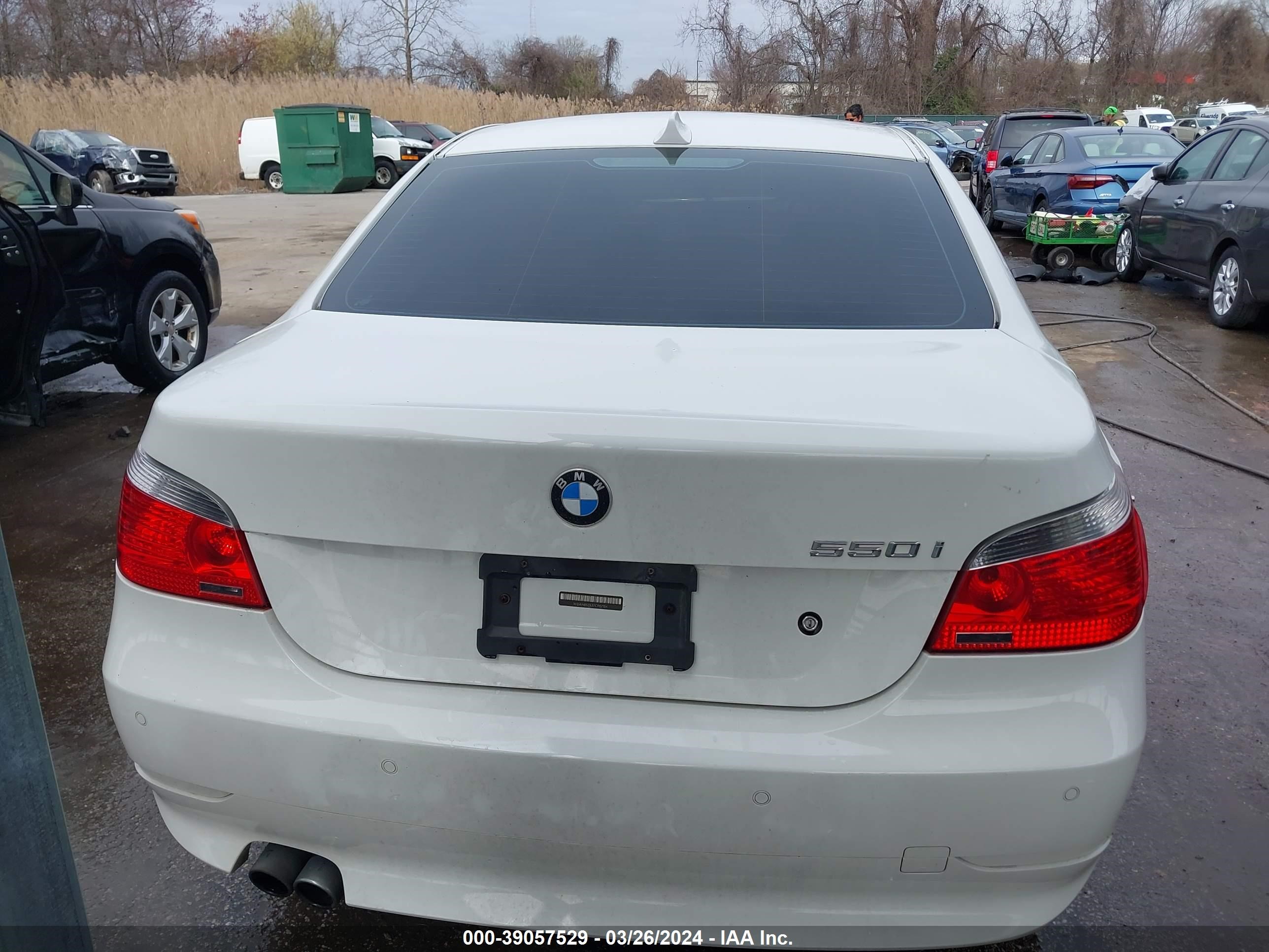 Photo 15 VIN: WBANB53537CP07104 - BMW 5ER 