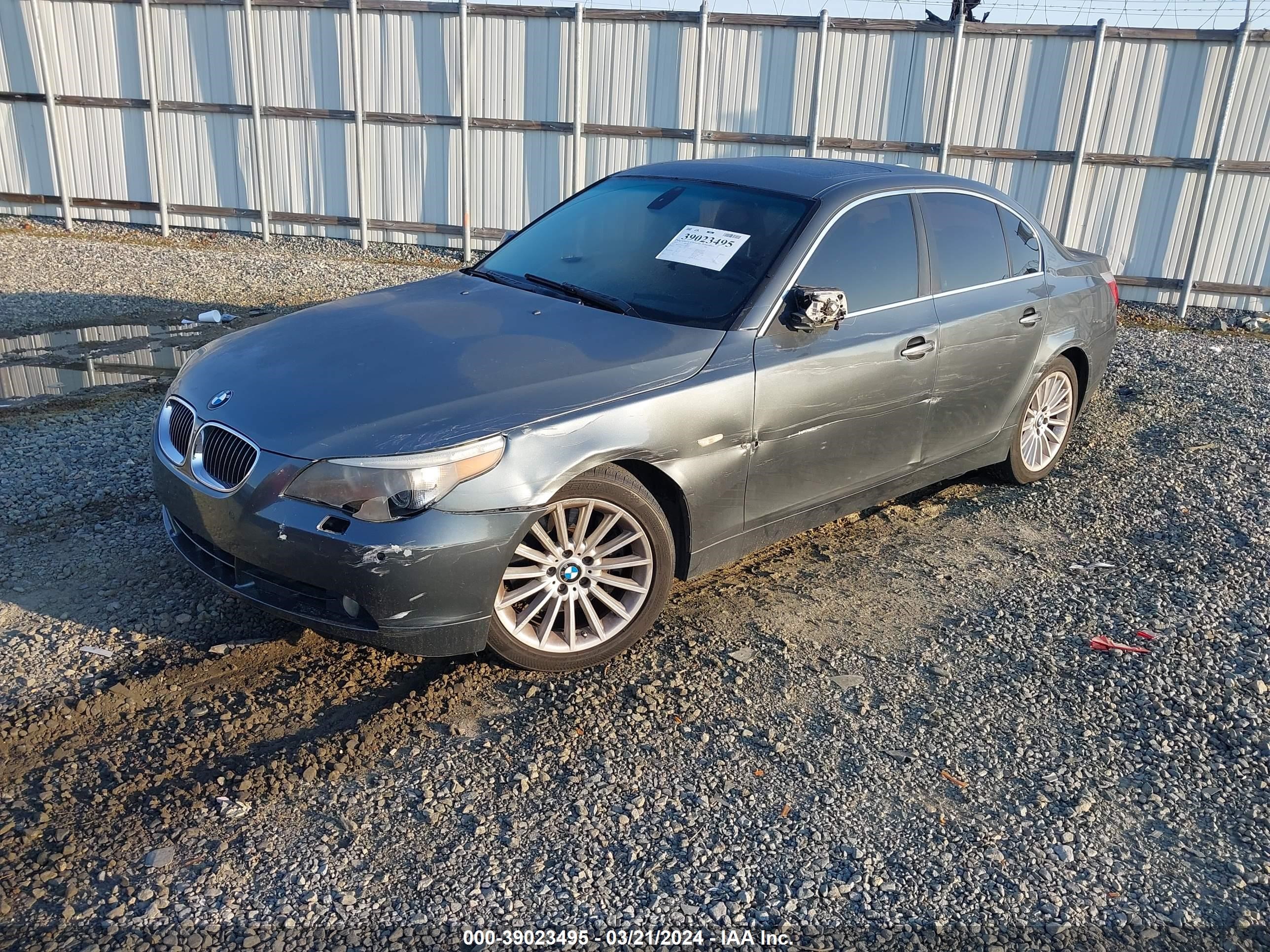 Photo 1 VIN: WBANB53537CP07619 - BMW 5ER 