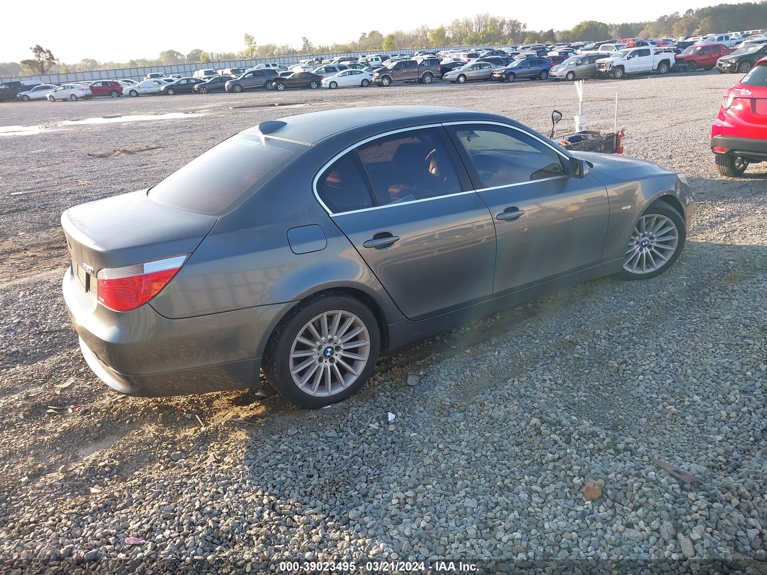 Photo 3 VIN: WBANB53537CP07619 - BMW 5ER 