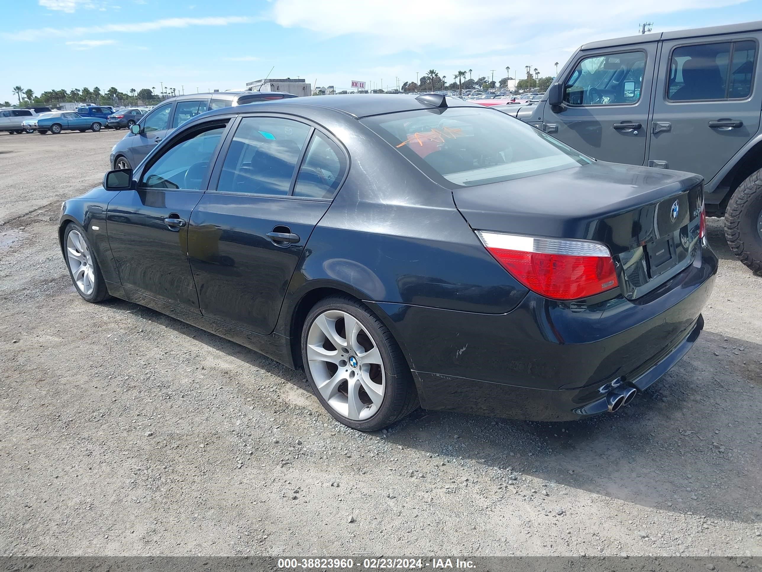 Photo 2 VIN: WBANB53537CP08205 - BMW 5ER 