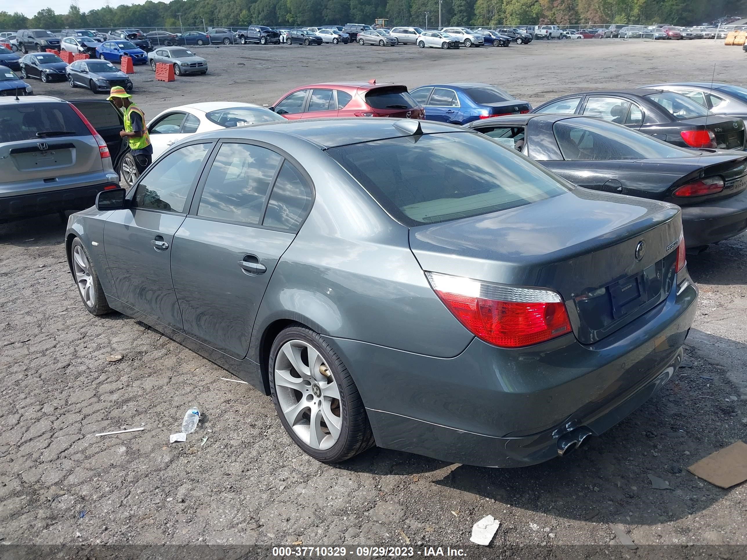 Photo 2 VIN: WBANB53547CP07032 - BMW 5ER 