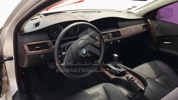 Photo 9 VIN: WBANE31047B957363 - BMW 523I 