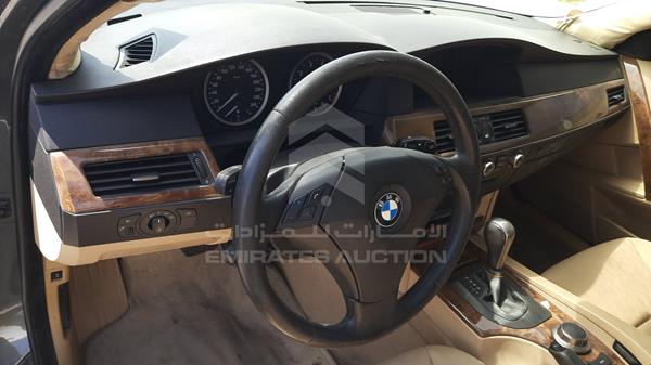 Photo 11 VIN: WBANE31056B951974 - BMW 523I 