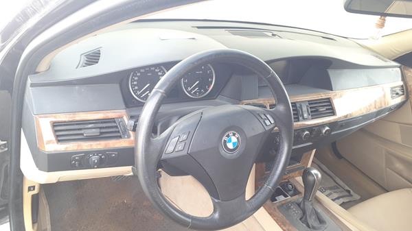 Photo 11 VIN: WBANE310X7B958727 - BMW 523I 