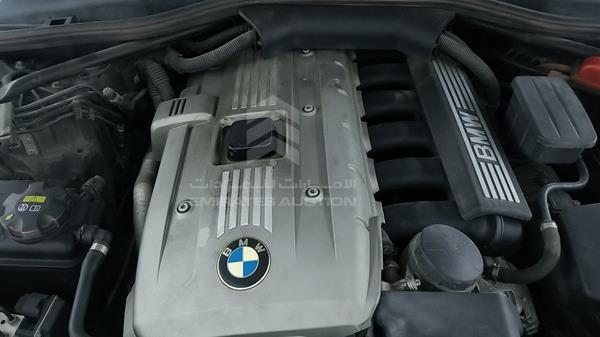 Photo 37 VIN: WBANE51067B983796 - BMW 525I 