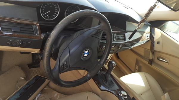 Photo 13 VIN: WBANE510X6B977319 - BMW 525I 