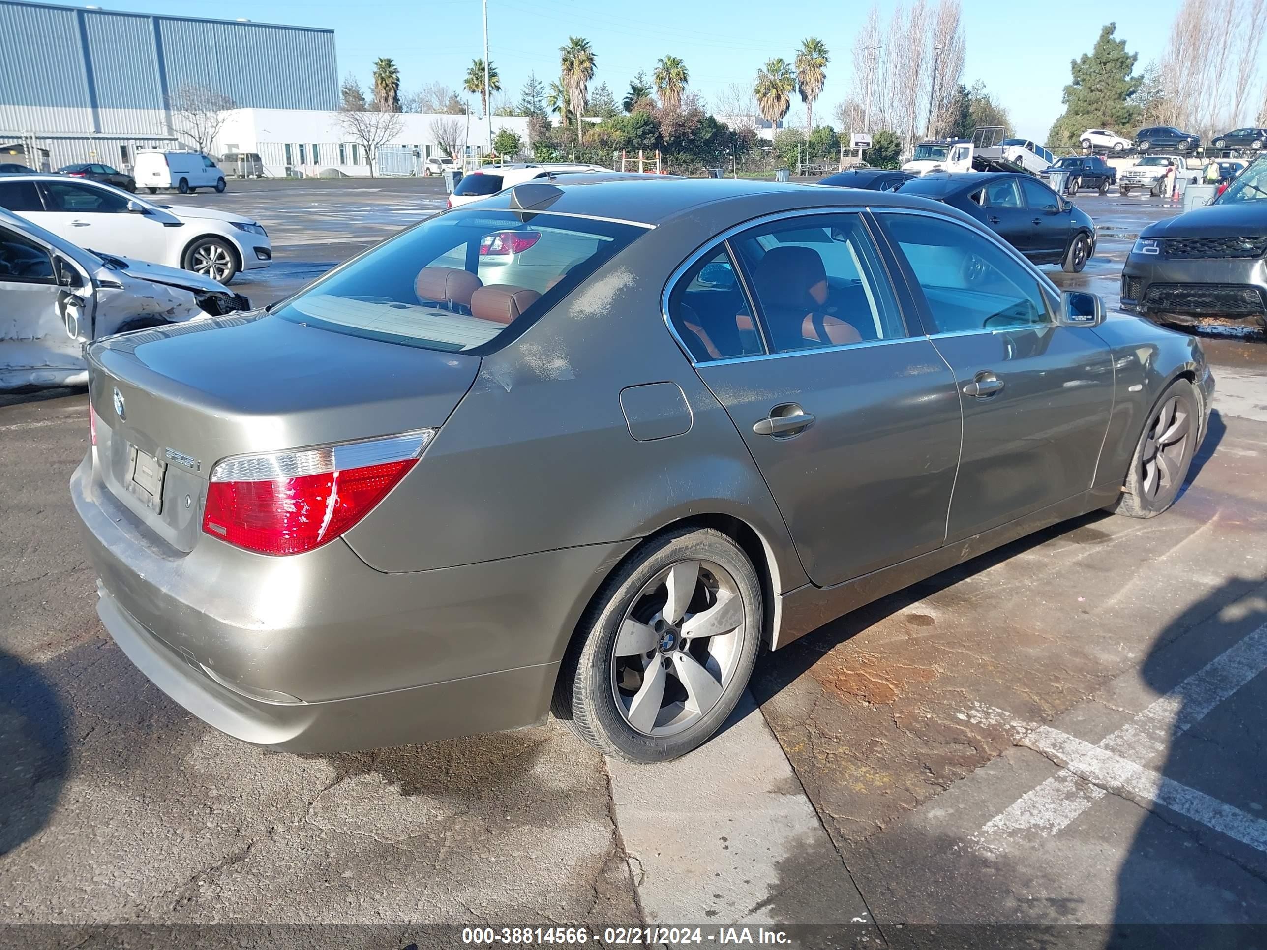 Photo 3 VIN: WBANE53526CK81427 - BMW 5ER 