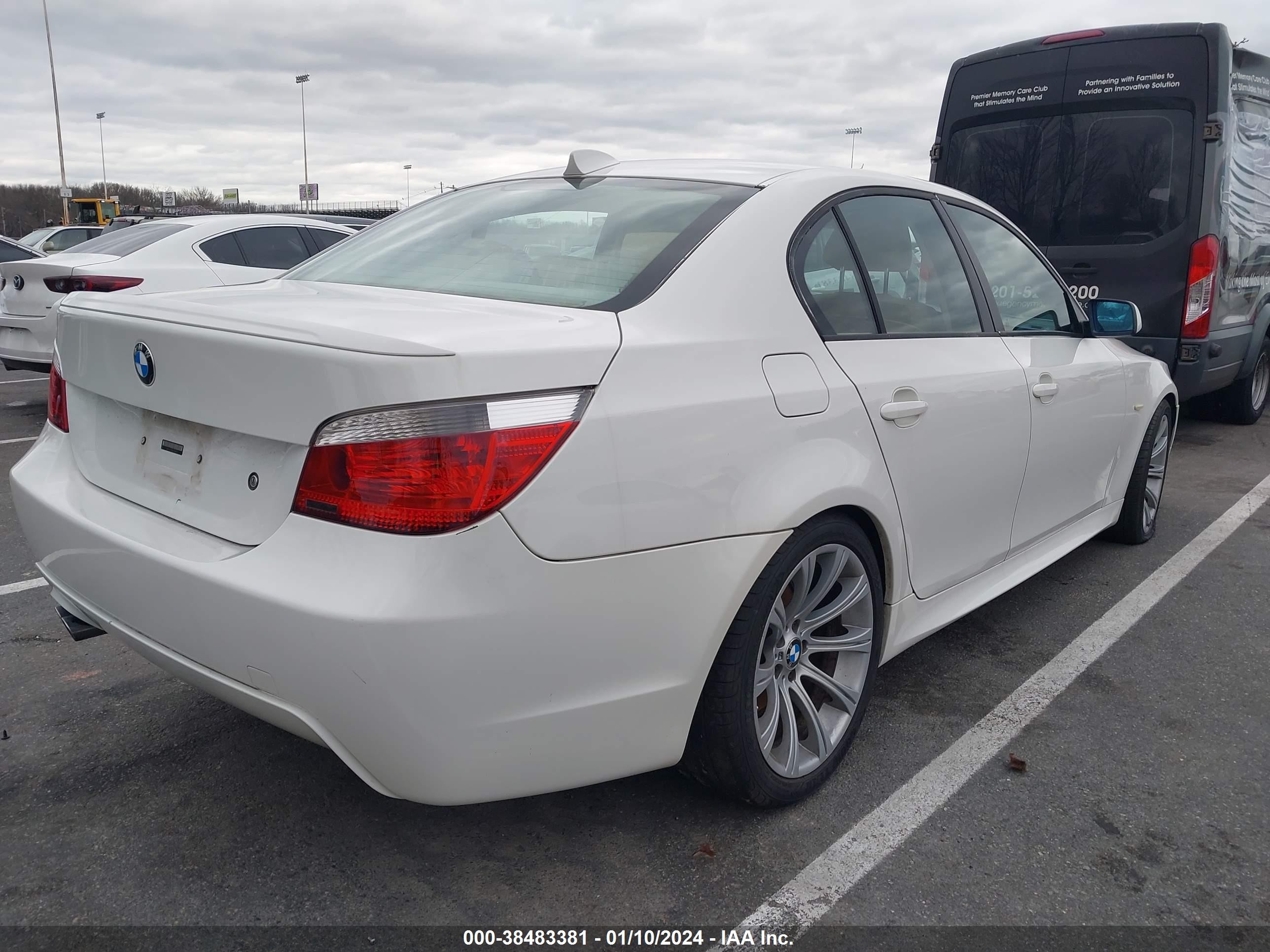 Photo 3 VIN: WBANE53526CK84716 - BMW 5ER 