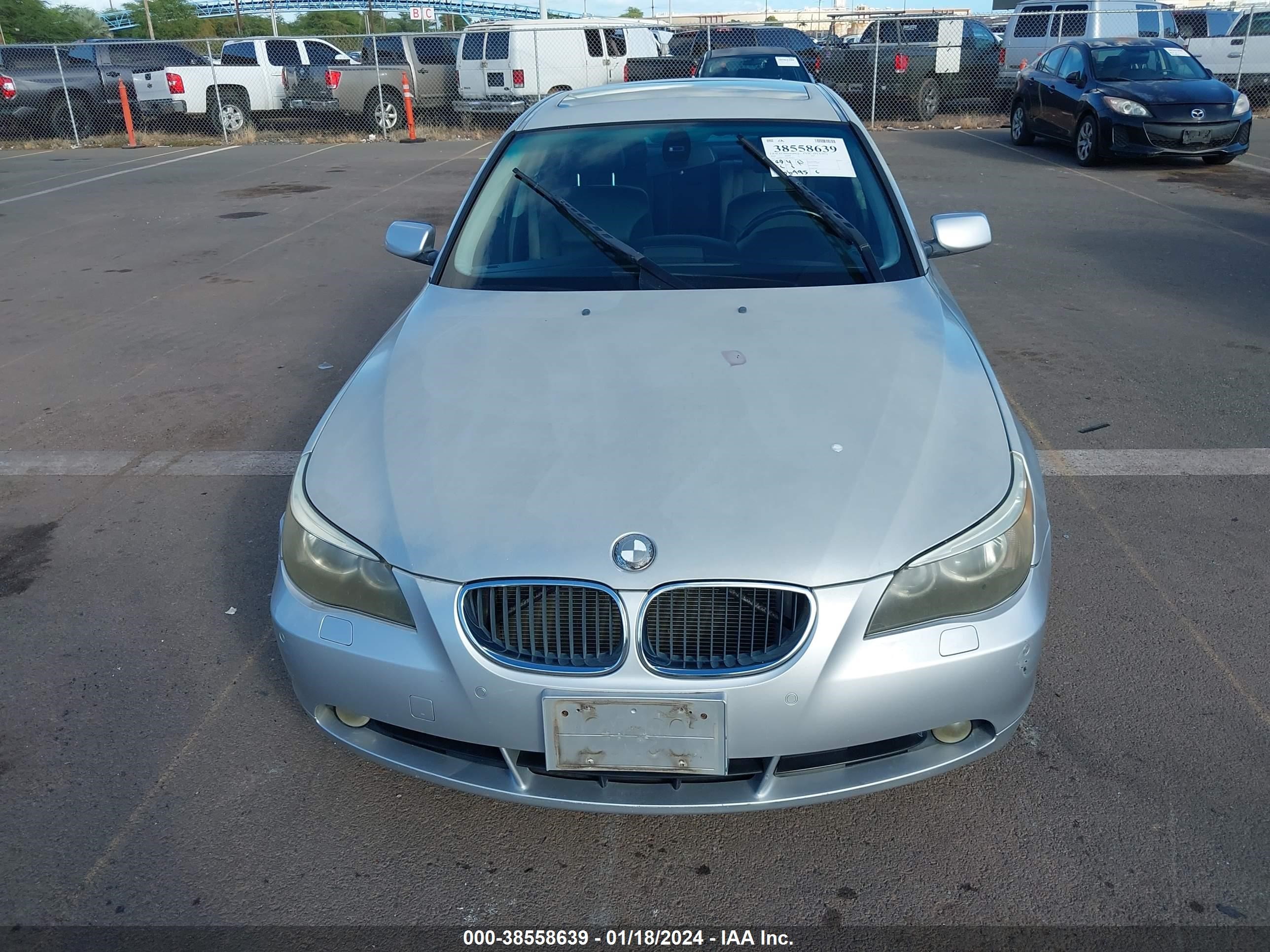 Photo 11 VIN: WBANE53536CK81923 - BMW 5ER 