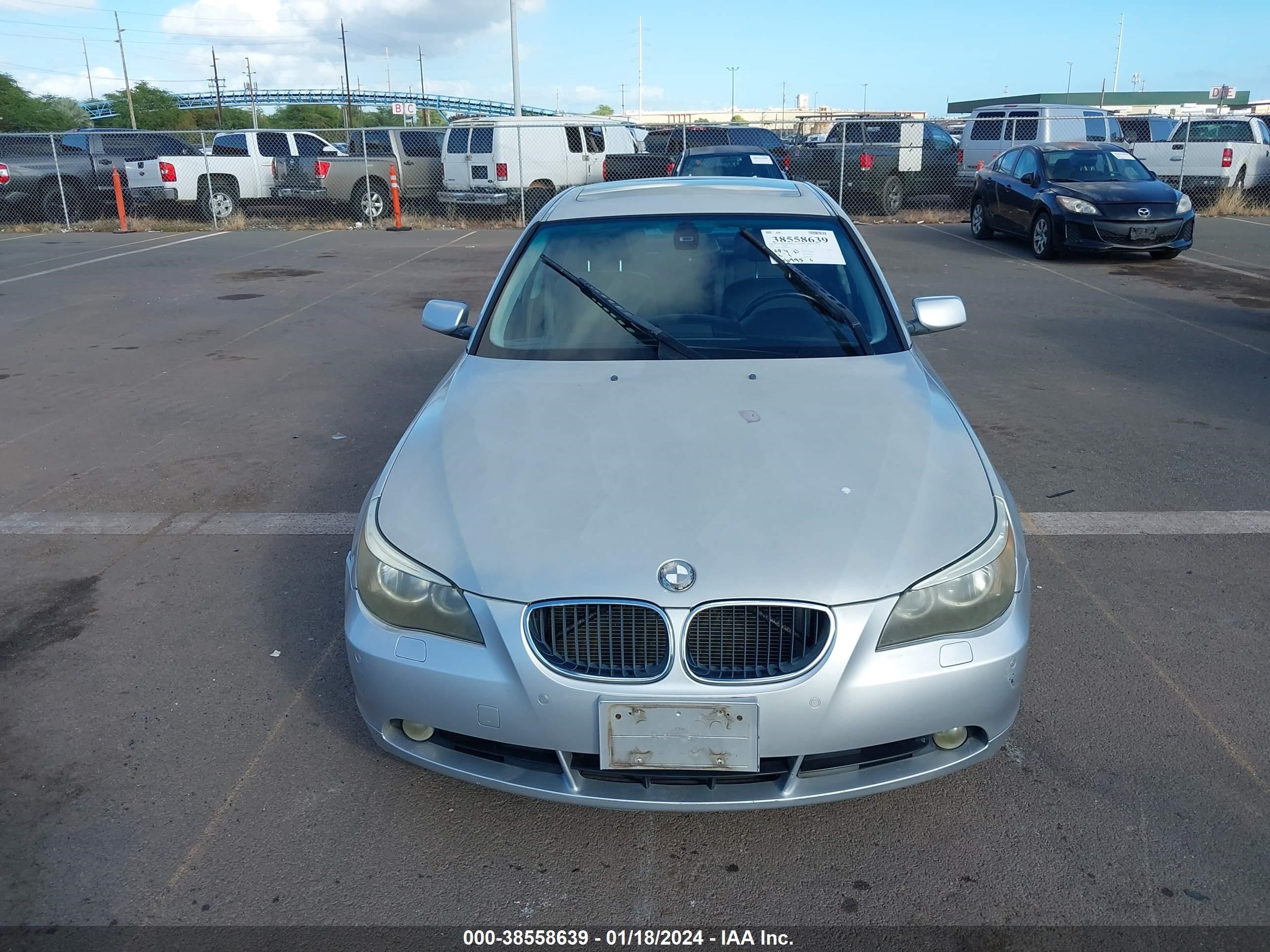 Photo 5 VIN: WBANE53536CK81923 - BMW 5ER 