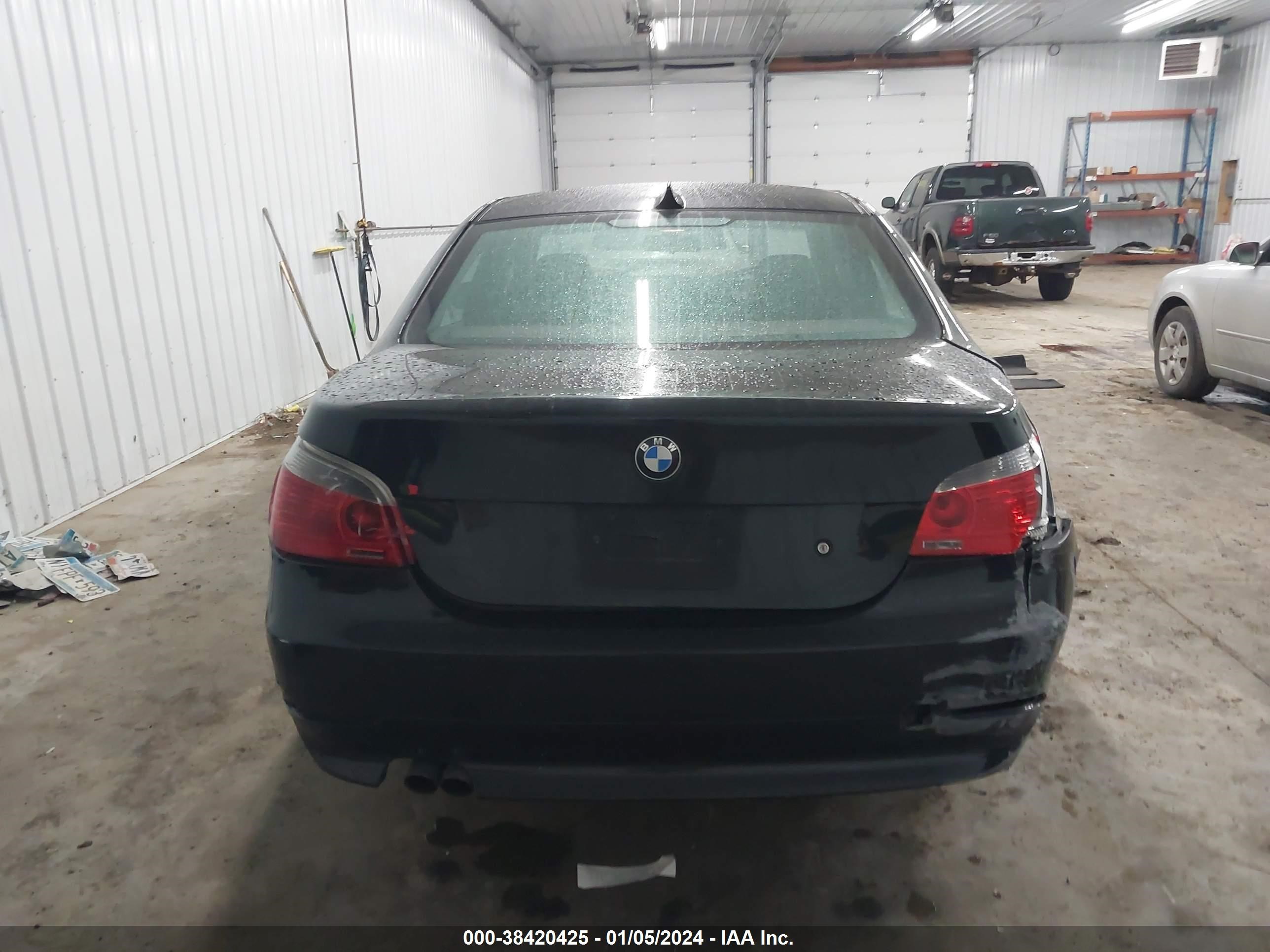 Photo 16 VIN: WBANE53556CK85620 - BMW 5ER 