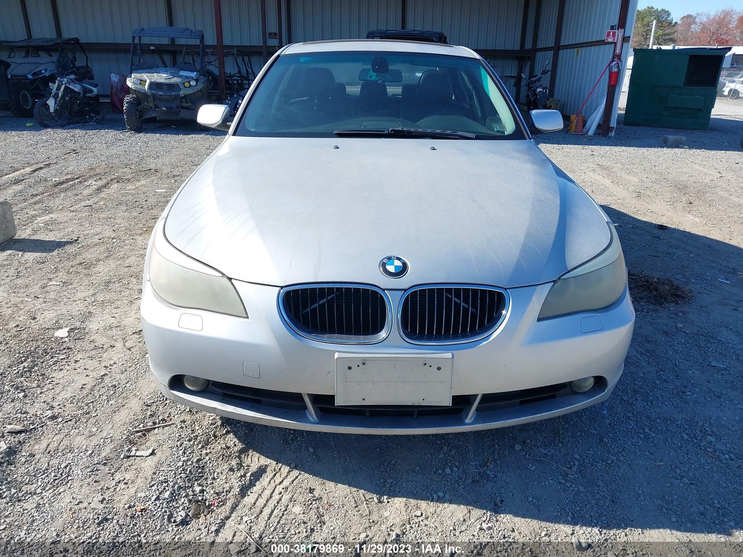 Photo 11 VIN: WBANE53566CK87375 - BMW 5ER 