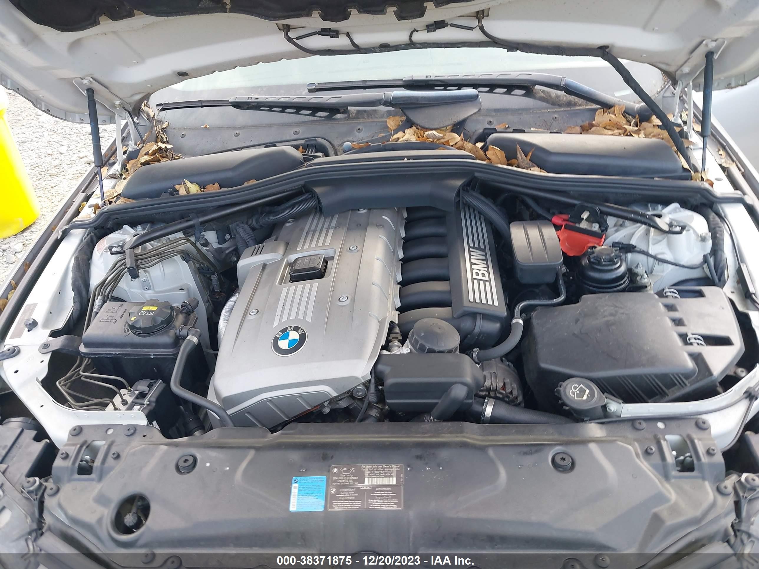 Photo 9 VIN: WBANE535X7CW63352 - BMW 5ER 