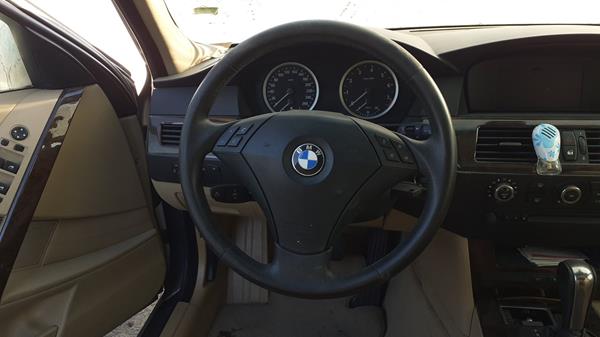 Photo 11 VIN: WBANE71006CM04421 - BMW 530I 