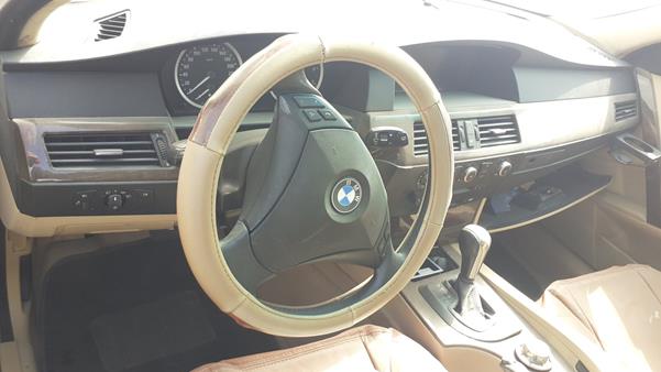 Photo 11 VIN: WBANE71066CM01510 - BMW 530 