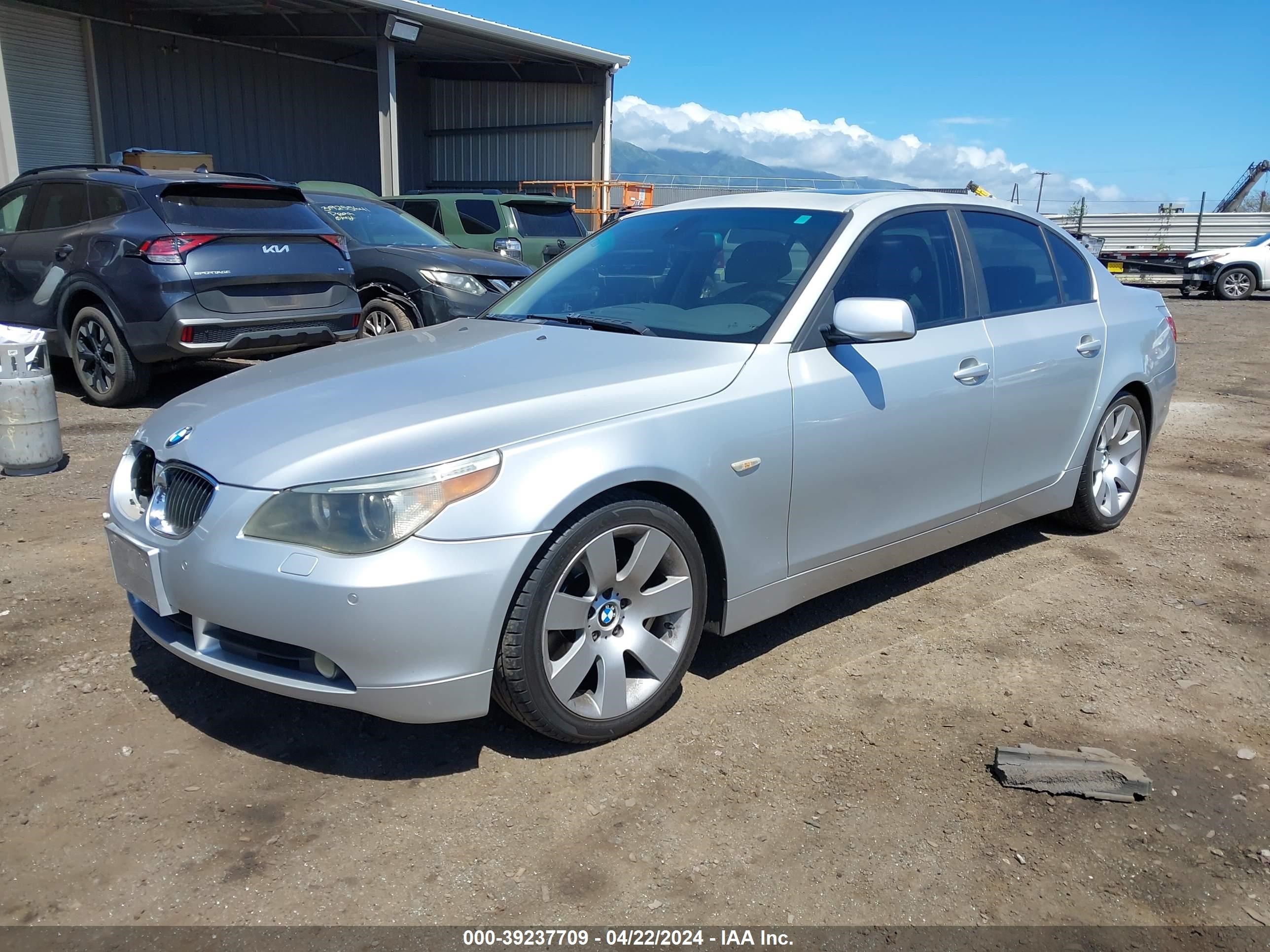 Photo 1 VIN: WBANE73527CM49659 - BMW 5ER 