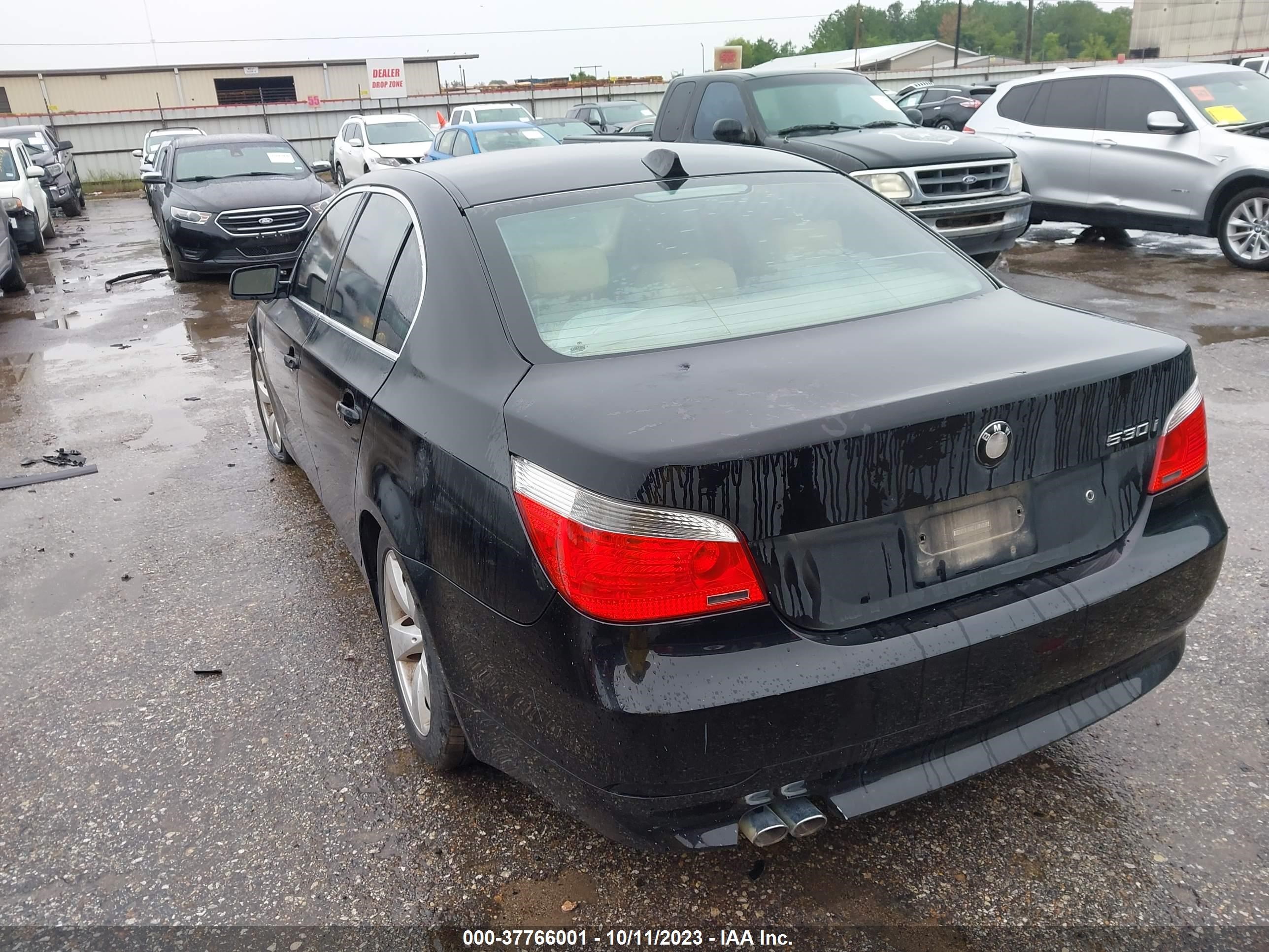 Photo 2 VIN: WBANE73527CM57048 - BMW 5ER 