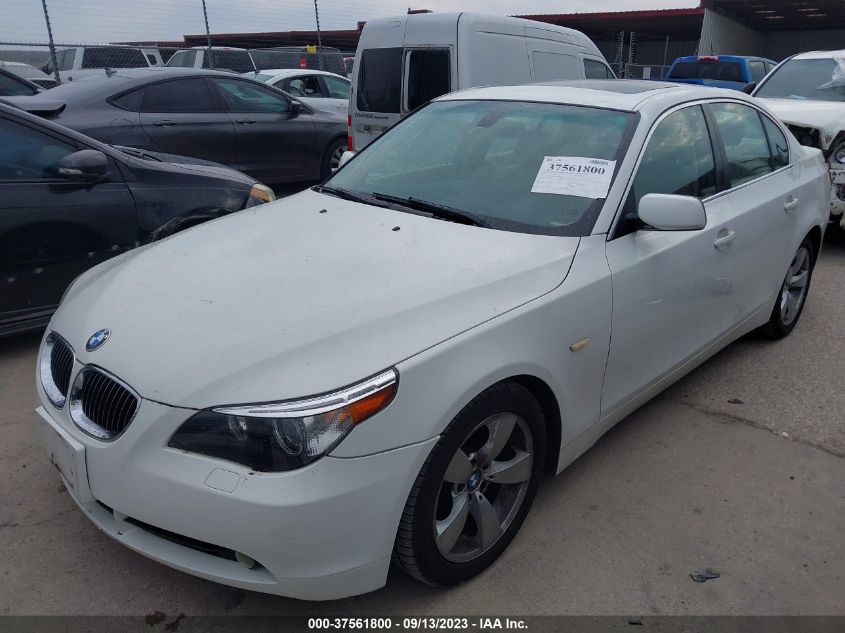 Photo 1 VIN: WBANE73546CM42078 - BMW 5ER 