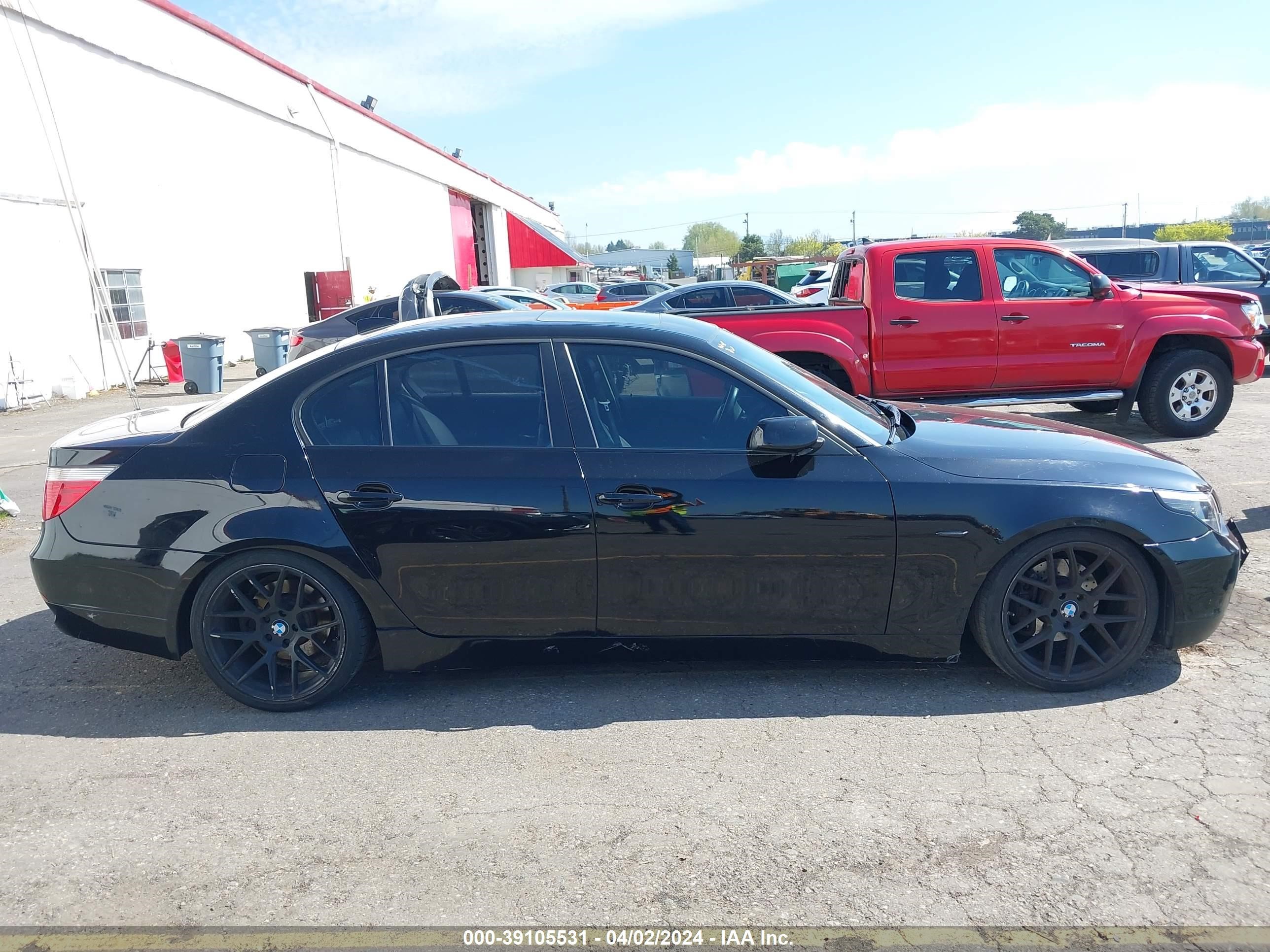 Photo 12 VIN: WBANE73547CM55673 - BMW 5ER 