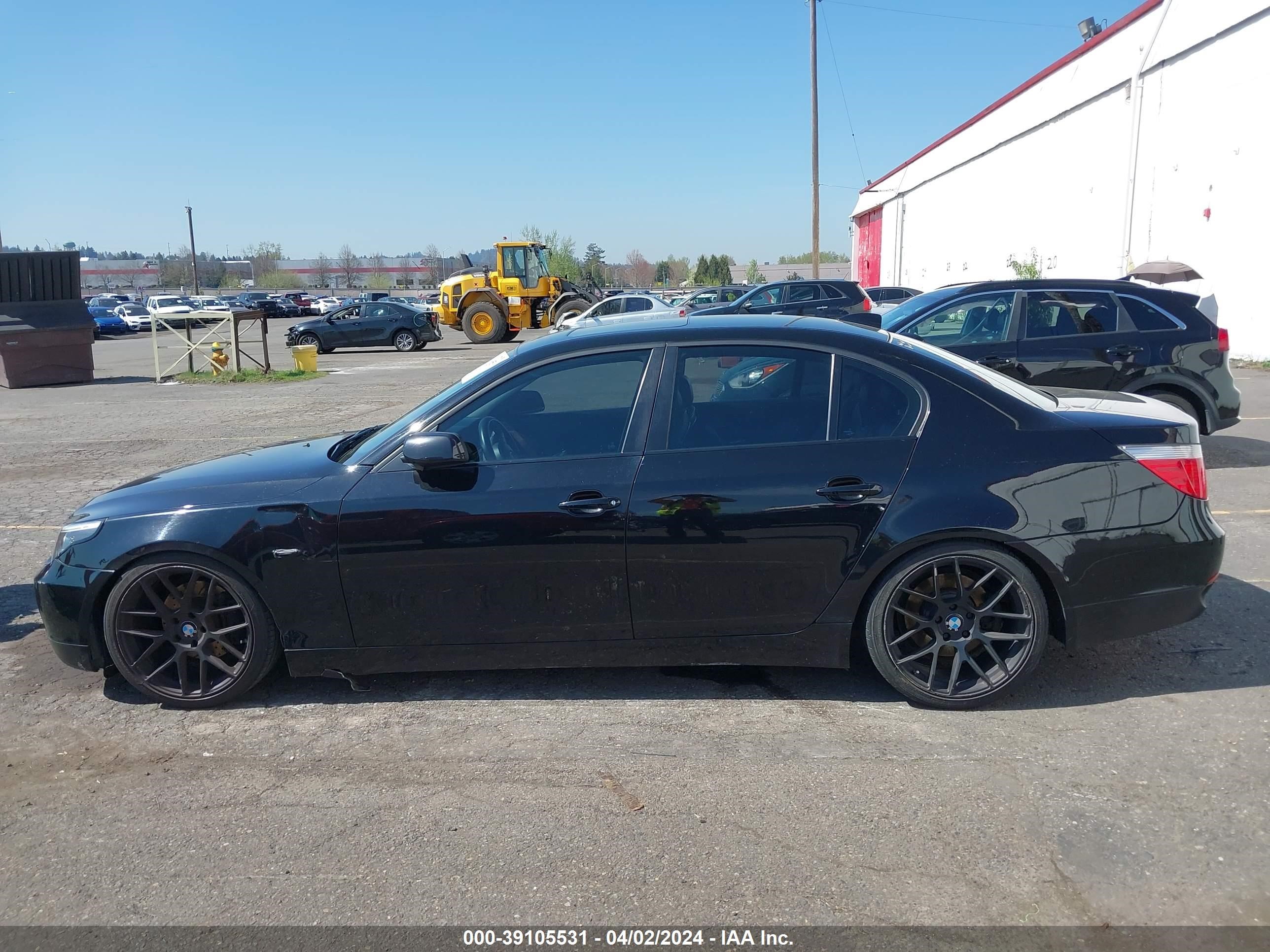 Photo 13 VIN: WBANE73547CM55673 - BMW 5ER 