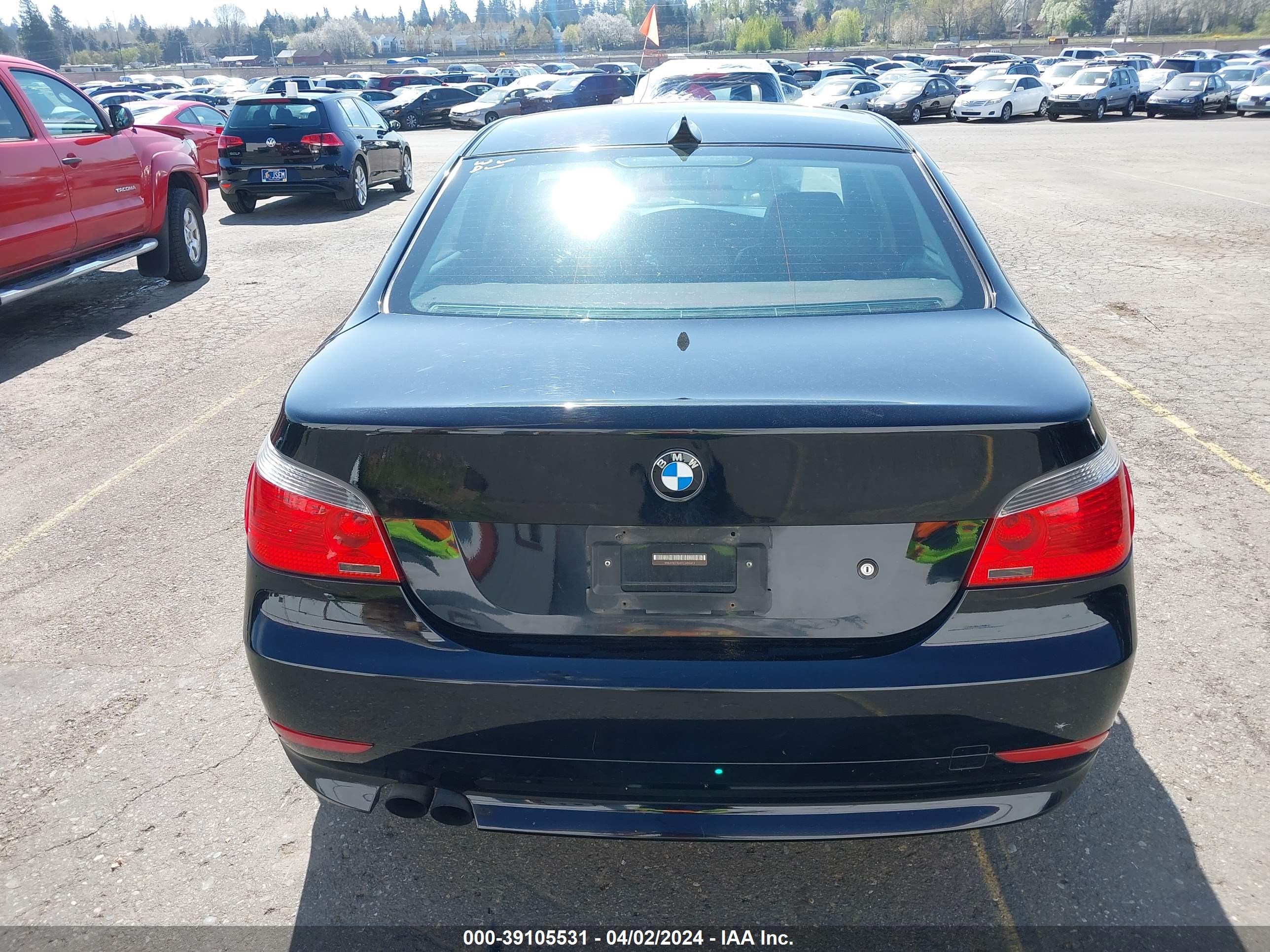 Photo 15 VIN: WBANE73547CM55673 - BMW 5ER 