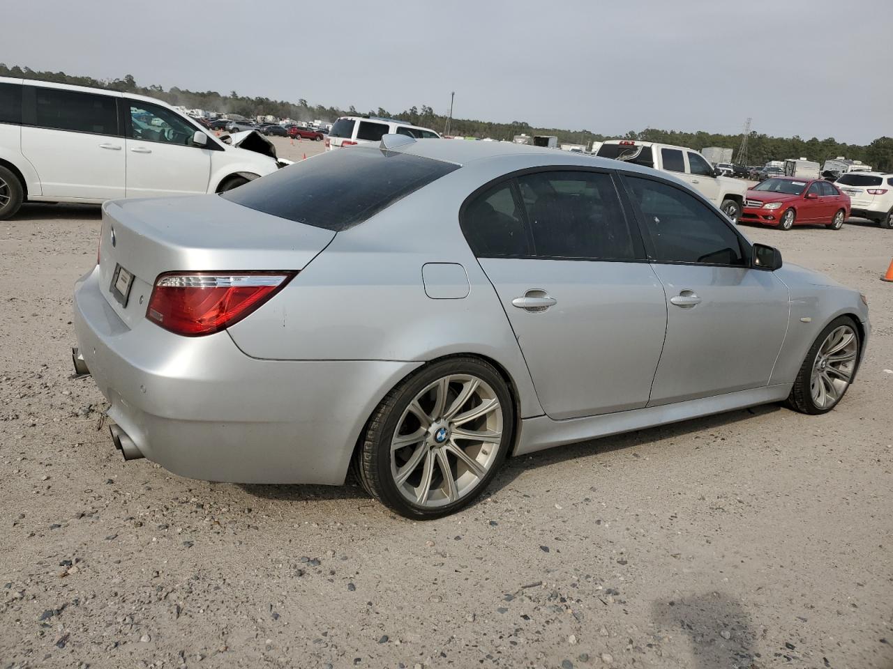 Photo 2 VIN: WBANE73597CM52235 - BMW 5ER 